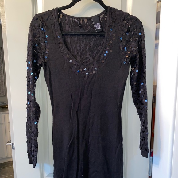 Moda Knit Dress - Picture 2 of 5